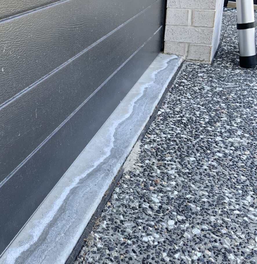 Rising Salts Damp on slab edge